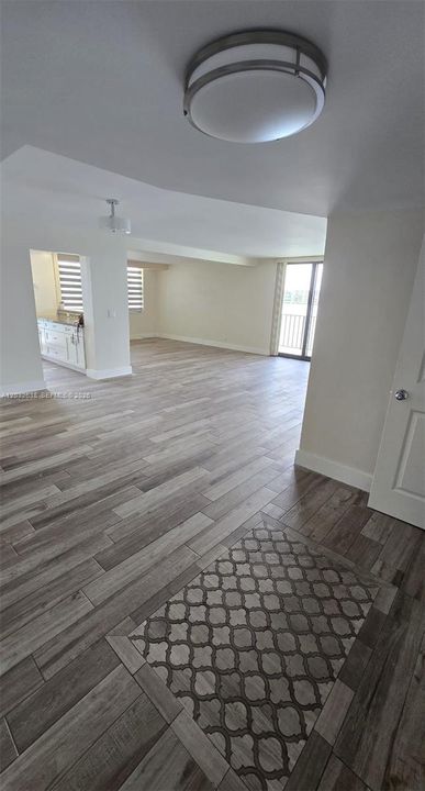 For Sale: $555,000 (2 beds, 2 baths, 1610 Square Feet)