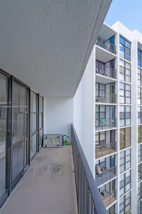 En Venta: $360,000 (2 camas, 2 baños, 1455 Pies cuadrados)