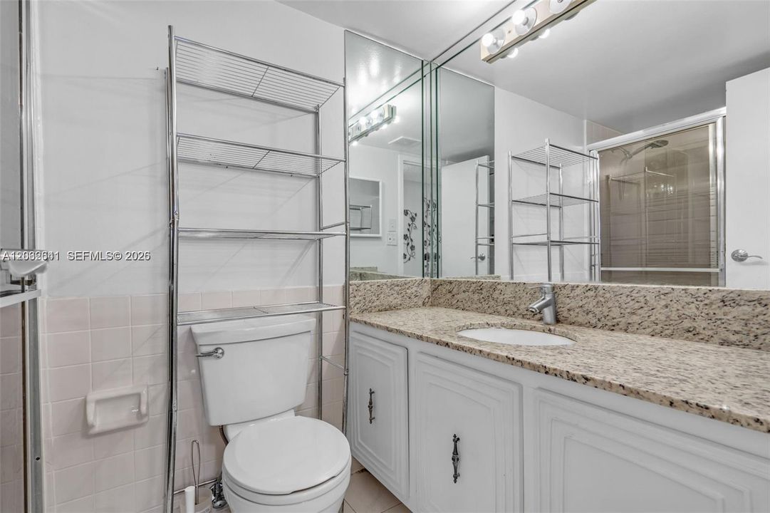 En Venta: $360,000 (2 camas, 2 baños, 1455 Pies cuadrados)