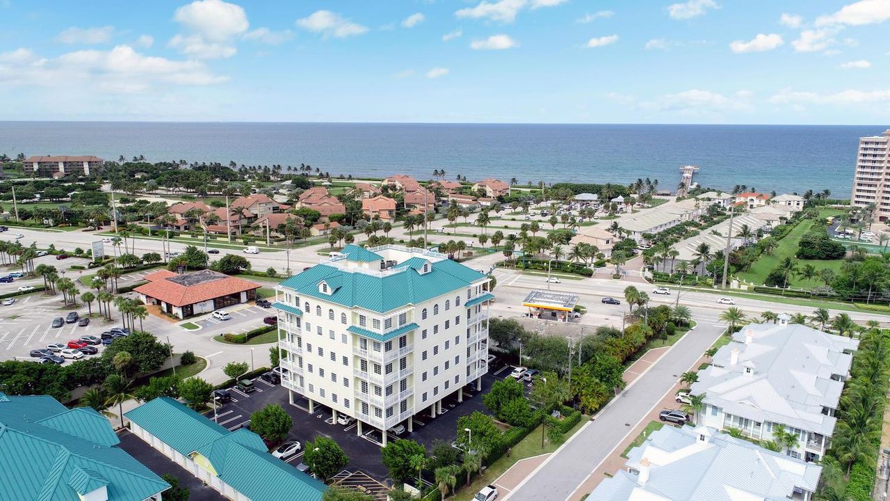114 Ocean Breeze Dr Juno Beach-large-026
