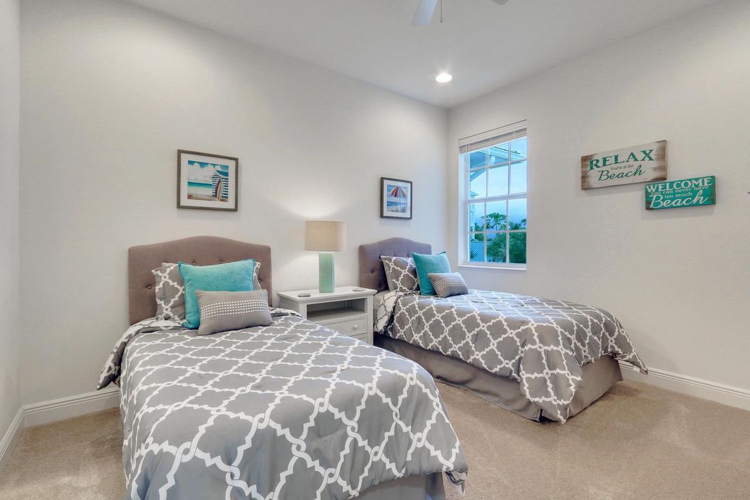 114 Ocean Breeze Dr Juno Beach-large-020
