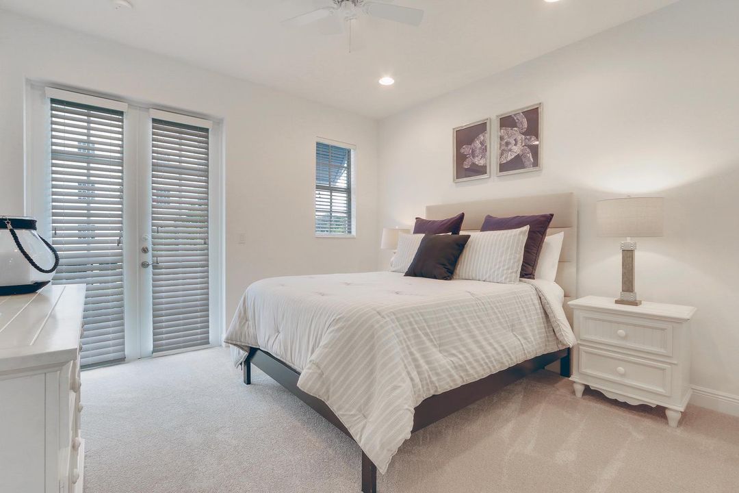 114 Ocean Breeze Dr Juno Beach-large-019