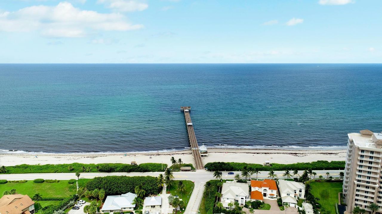 114 Ocean Breeze Dr Juno Beach-large-029
