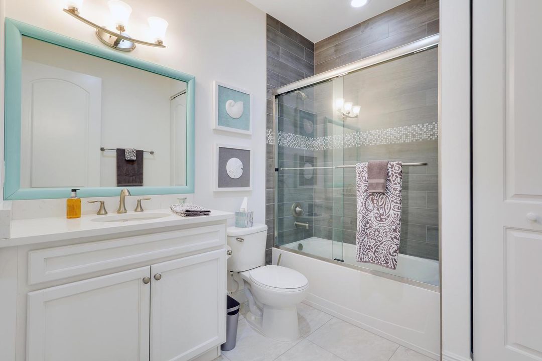114 Ocean Breeze Dr Juno Beach-large-021