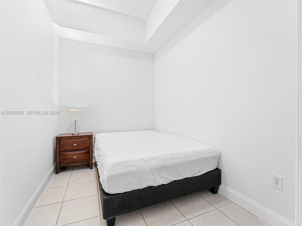 En Venta: $630,000 (3 camas, 2 baños, 1567 Pies cuadrados)