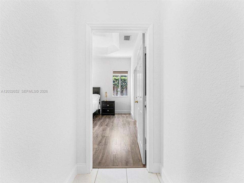 En Venta: $630,000 (3 camas, 2 baños, 1567 Pies cuadrados)