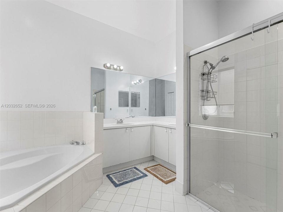 En Venta: $630,000 (3 camas, 2 baños, 1567 Pies cuadrados)
