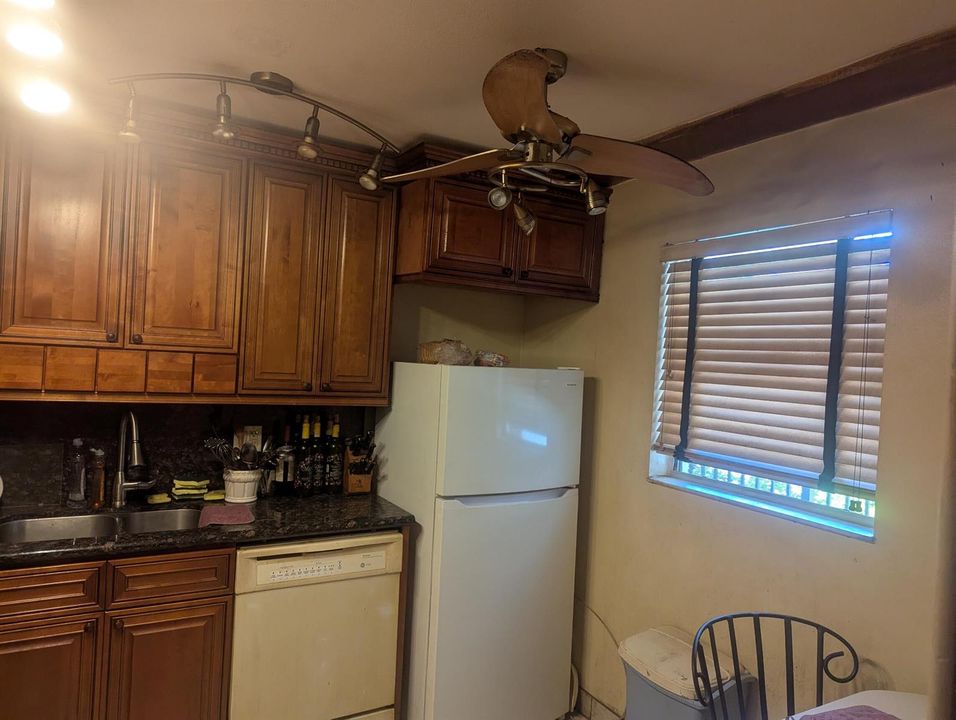 kitchen 1b