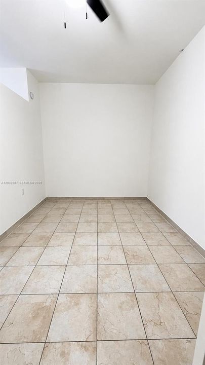 En Renta: $2,000 (1 camas, 1 baños, 2718 Pies cuadrados)