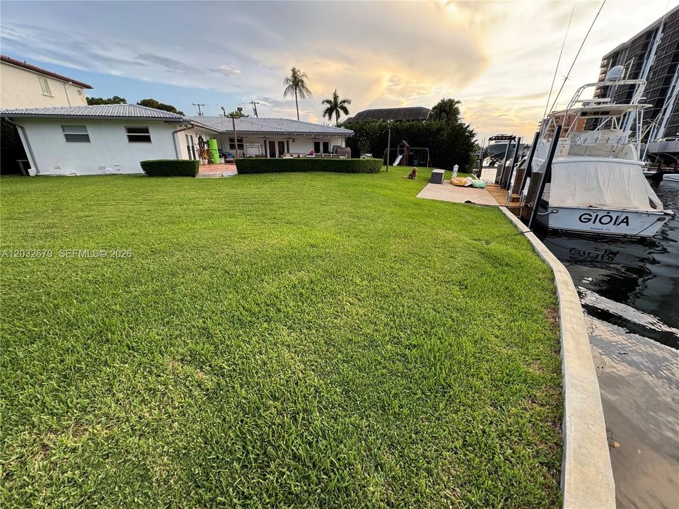 For Sale: $4,799,000 (4 beds, 3 baths, 0 Square Feet)