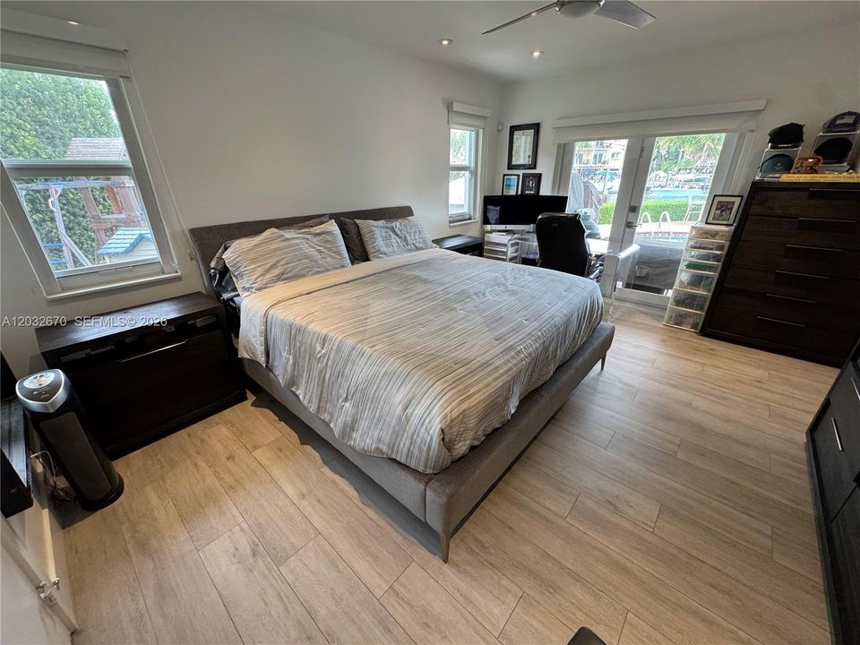 For Sale: $4,799,000 (4 beds, 3 baths, 0 Square Feet)