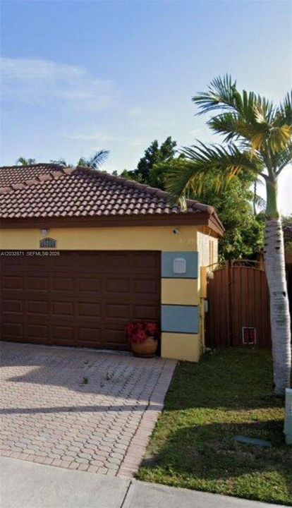 В аренду: $1,400 (1 спален, 1 ванн, 1711 Квадратных фут)