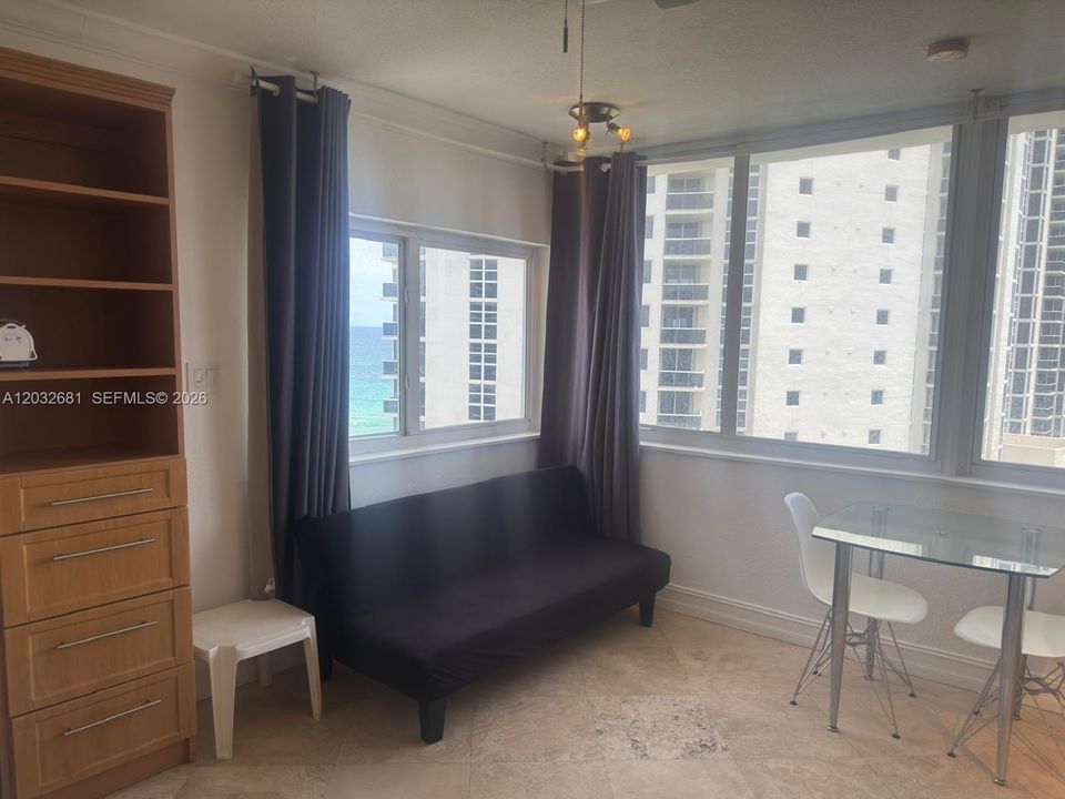 For Sale: $129,000 (0 beds, 1 baths, 360 Square Feet)