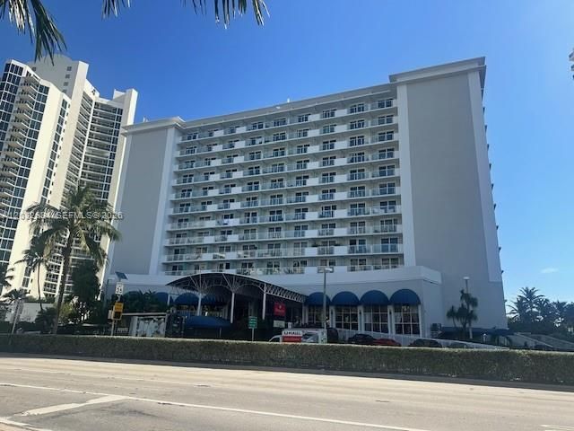 For Sale: $129,000 (0 beds, 1 baths, 360 Square Feet)