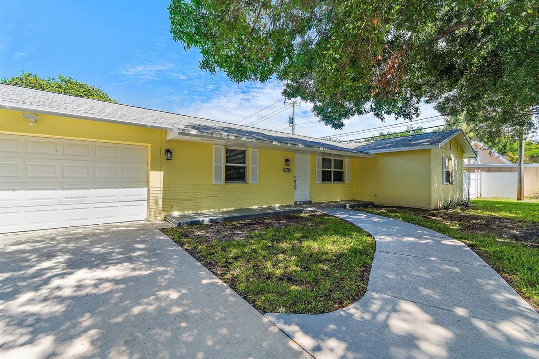 024-678RiversideDr-PalmBeachGardens-SMAL