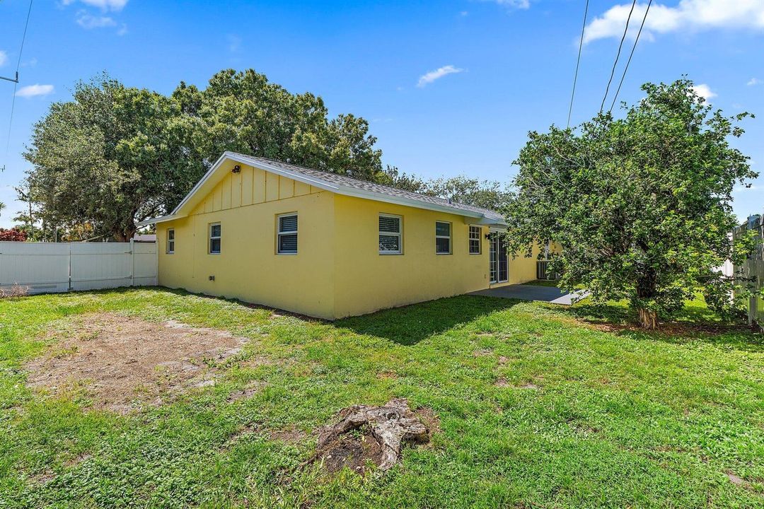 055-678RiversideDr-PalmBeachGardens-SMAL