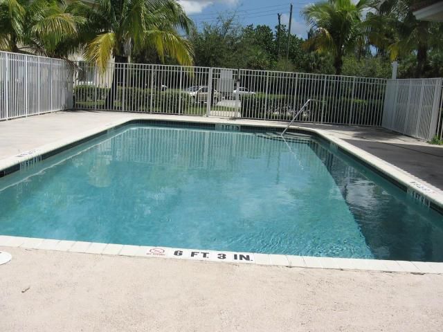 1095 Golden Lakes Boulevard Unit 926 15