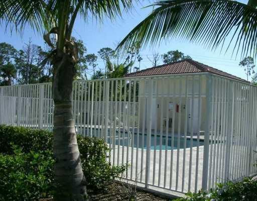 1049 GOLDEN LAKES Boulevard 122 7