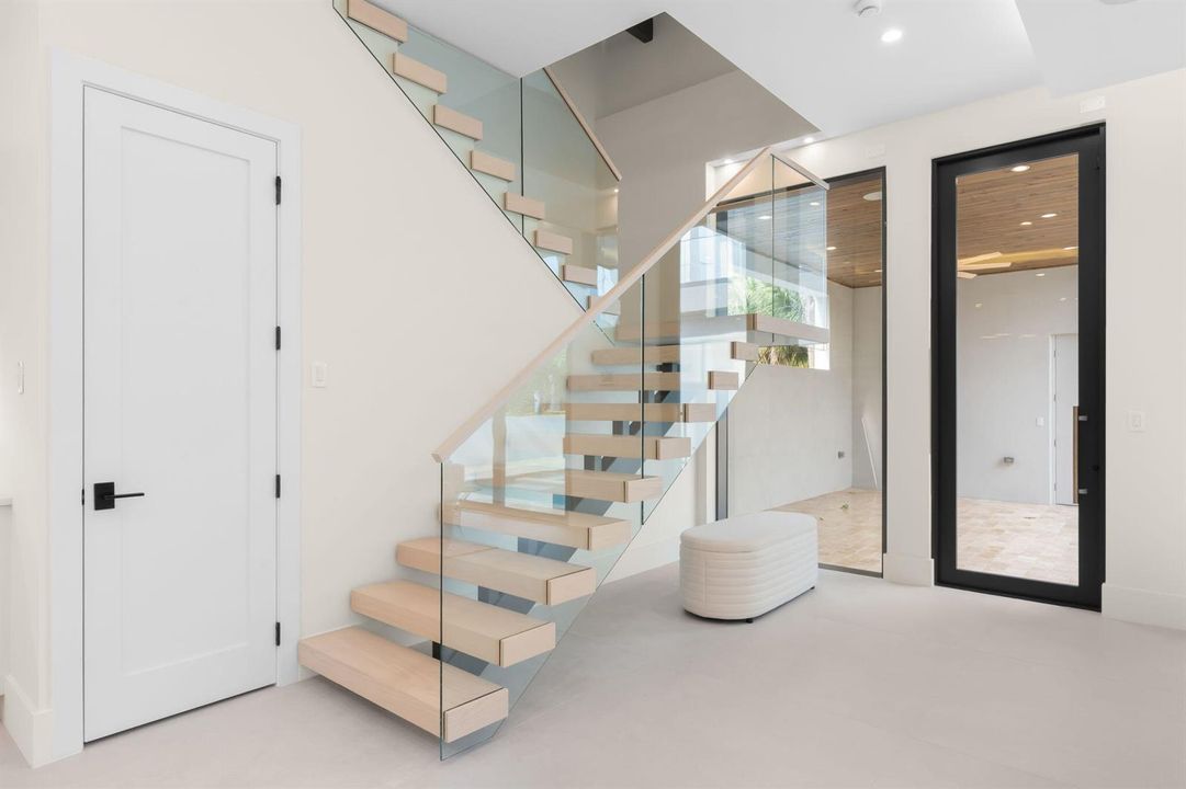 16 Stairs