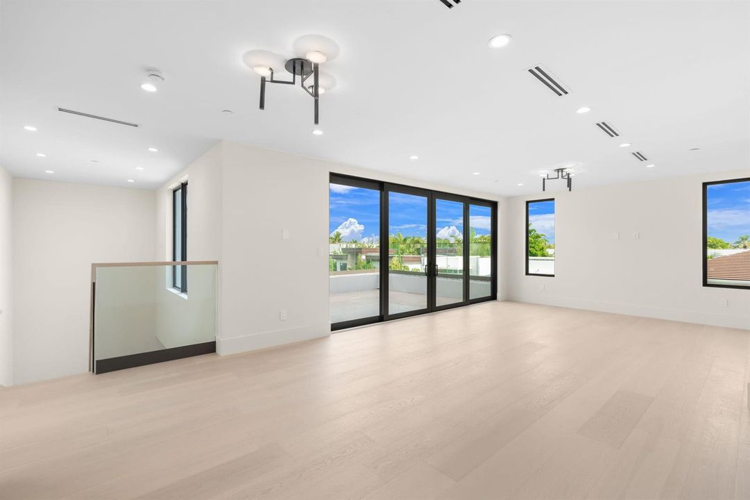 39 Bedroom 5