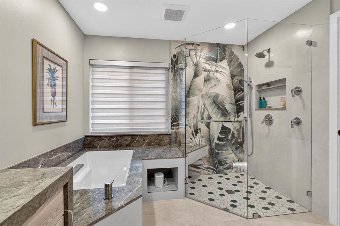 V1 22 Primary Bath 3 39-print-BS1A6146