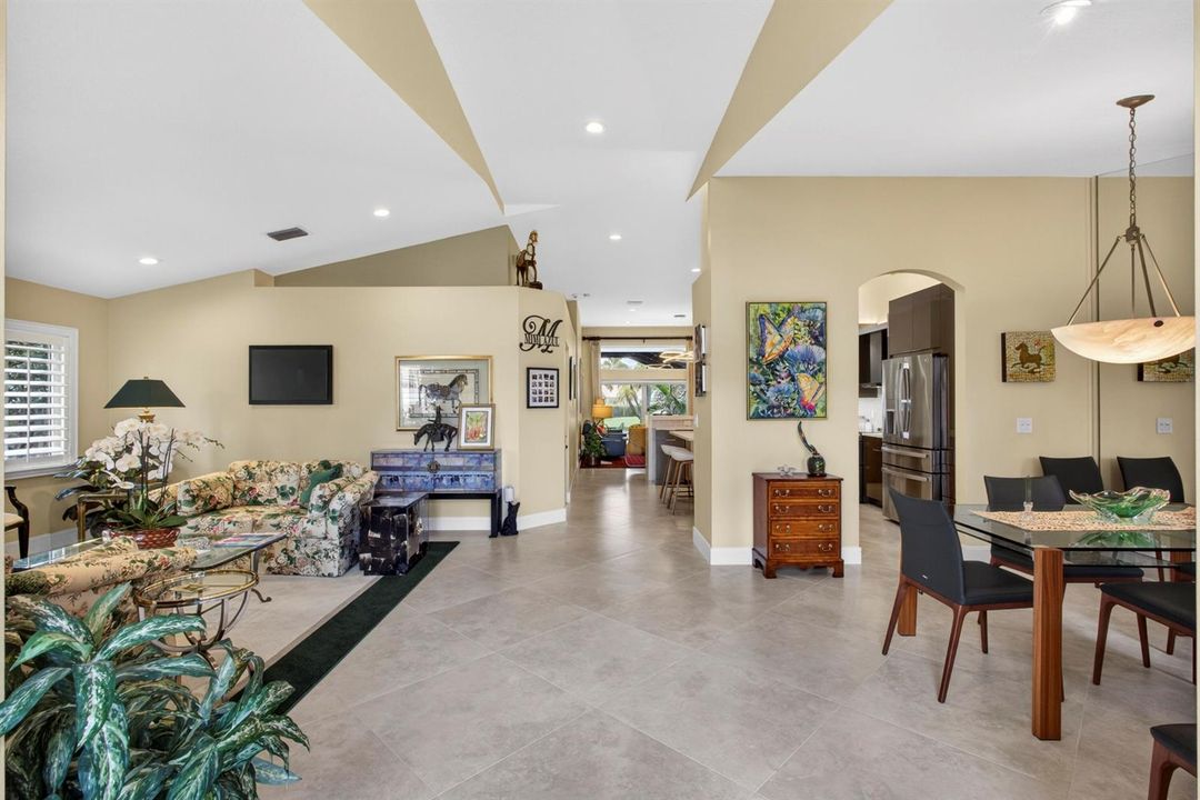 V1 7 Foyer View 11-print-BS1A6011