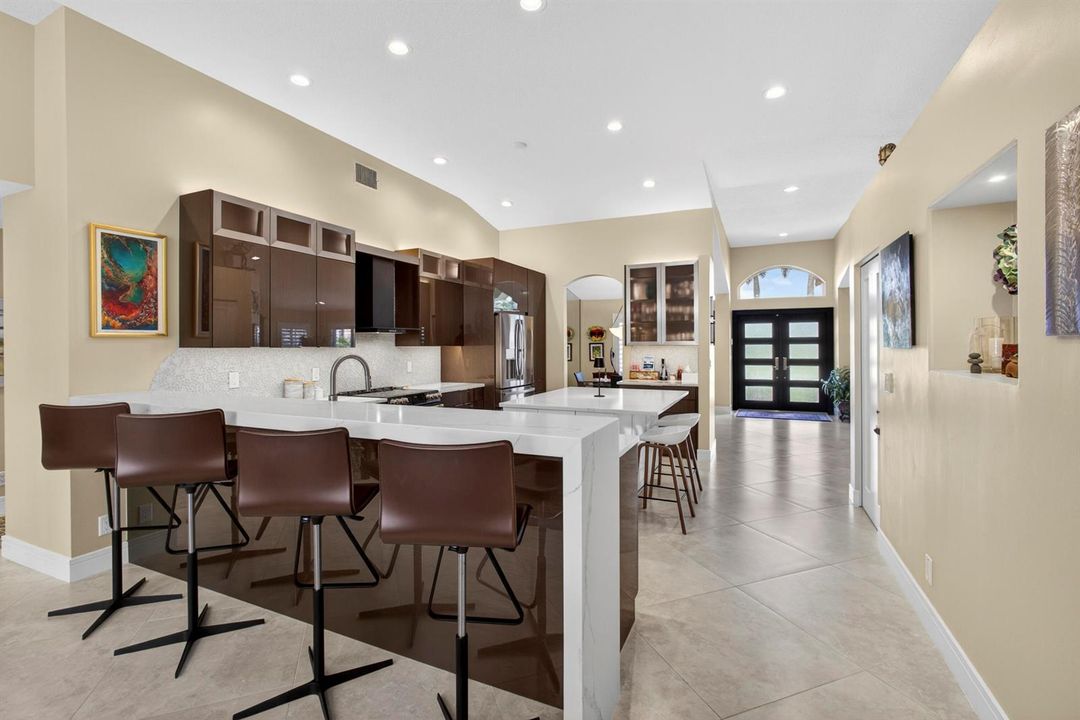 V1 15 Kitchen to Front Door 25-print-BS1