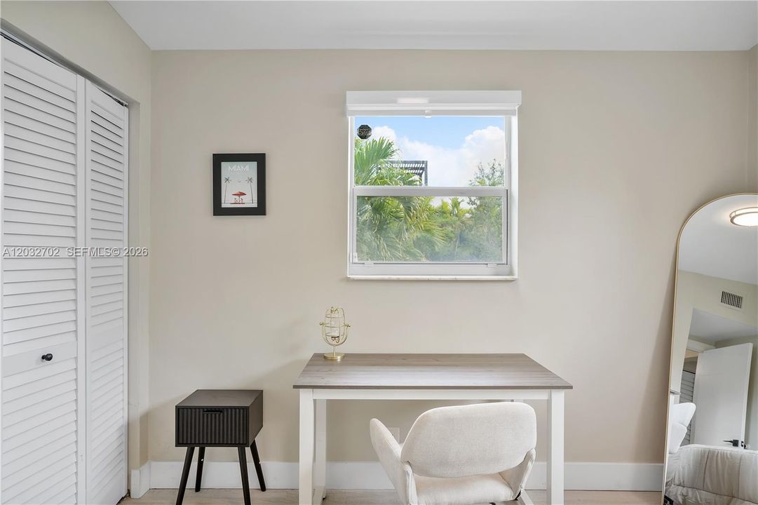 For Sale: $1,299,000 (0 beds, 0 baths, 1281 Square Feet)