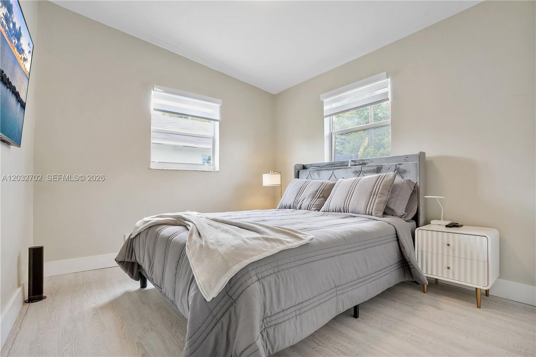 For Sale: $1,299,000 (0 beds, 0 baths, 1281 Square Feet)