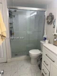 For Sale: $235,000 (2 beds, 2 baths, 832 Square Feet)