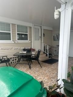 For Sale: $235,000 (2 beds, 2 baths, 832 Square Feet)