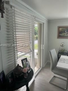 For Sale: $235,000 (2 beds, 2 baths, 832 Square Feet)