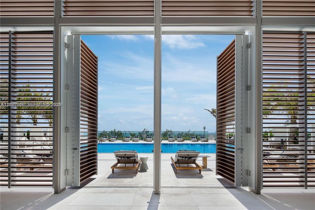 For Sale: $3,450,000 (4 beds, 3 baths, 2545 Square Feet)