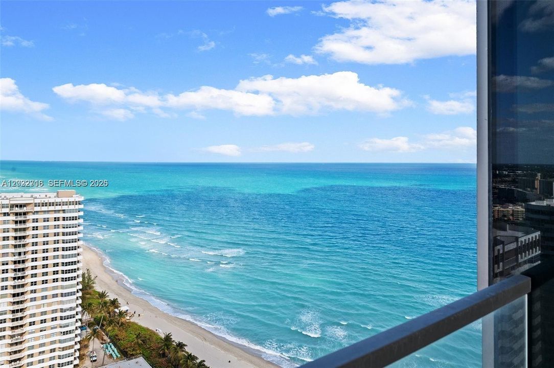For Sale: $3,450,000 (4 beds, 3 baths, 2545 Square Feet)
