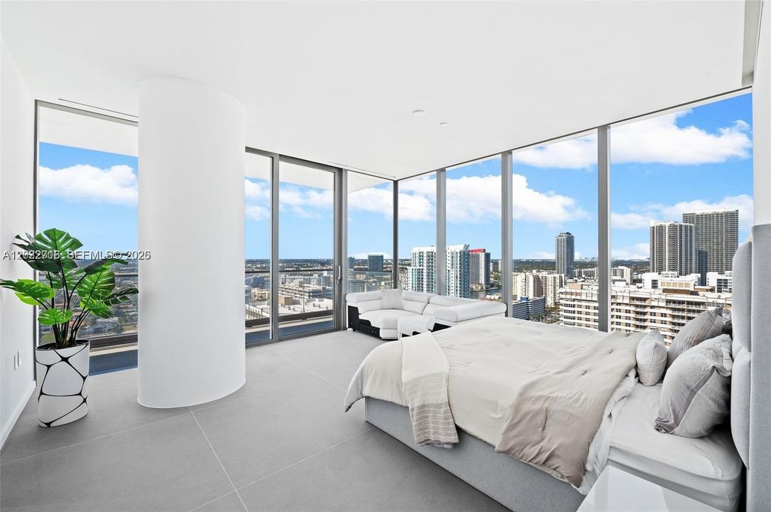 For Sale: $3,450,000 (4 beds, 3 baths, 2545 Square Feet)
