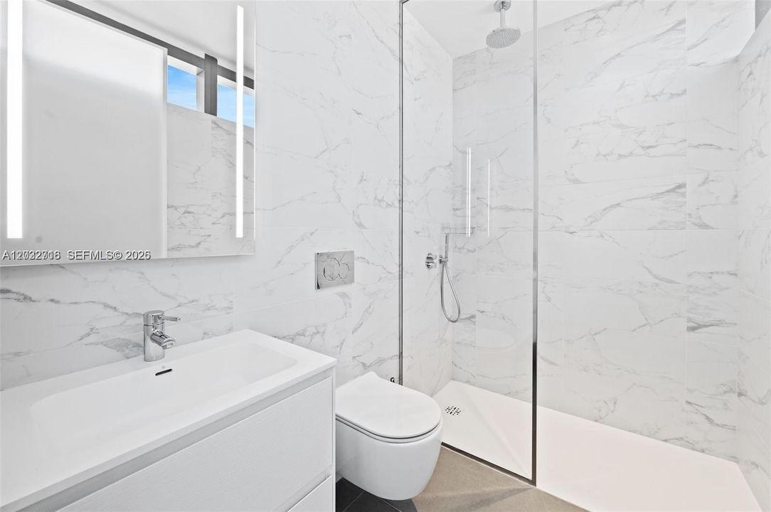For Sale: $3,450,000 (4 beds, 3 baths, 2545 Square Feet)