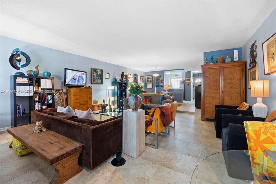 En Renta: $3,400 (2 camas, 2 baños, 1780 Pies cuadrados)