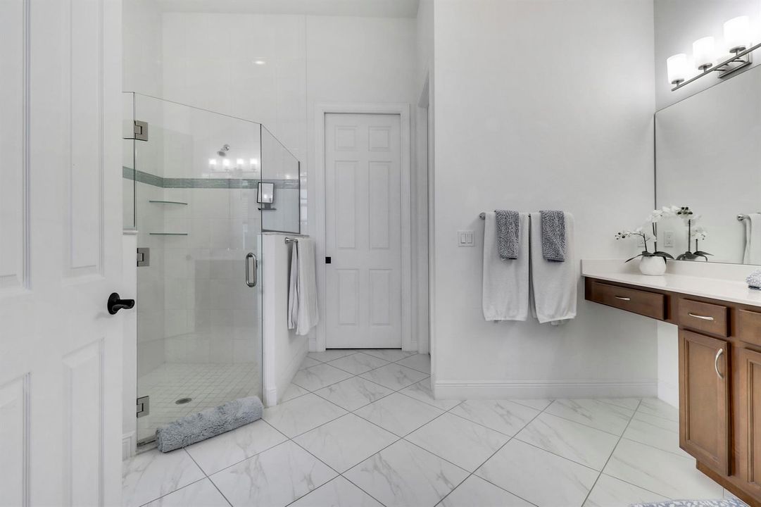 Ensuite