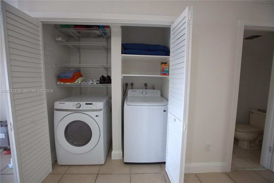 For Rent: $3,200 (3 beds, 2 baths, 1523 Square Feet)