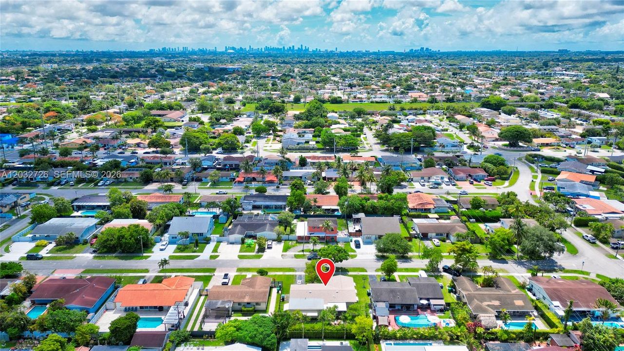 На продажу: $675,000 (3 спален, 2 ванн, 1350 Квадратных фут)