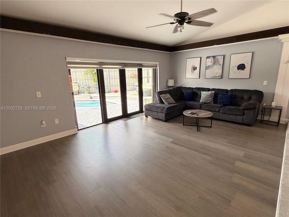 For Rent: $3,300 (3 beds, 2 baths, 1705 Square Feet)