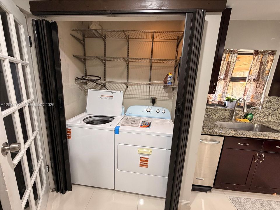 For Rent: $3,300 (3 beds, 2 baths, 1705 Square Feet)