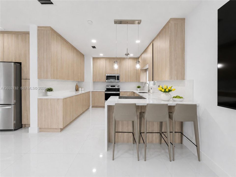 For Sale: $1,250,000 (5 beds, 4 baths, 2437 Square Feet)