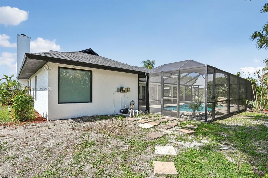 En Venta: $549,200 (3 camas, 2 baños, 1746 Pies cuadrados)
