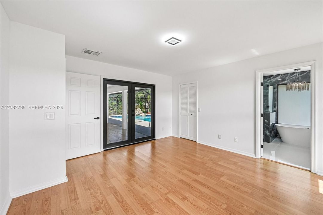 En Venta: $549,200 (3 camas, 2 baños, 1746 Pies cuadrados)