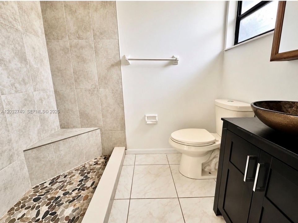 На продажу: $398,000 (3 спален, 2 ванн, 1516 Квадратных фут)