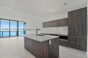 For Rent: $6,100 (2 beds, 2 baths, 1057 Square Feet)