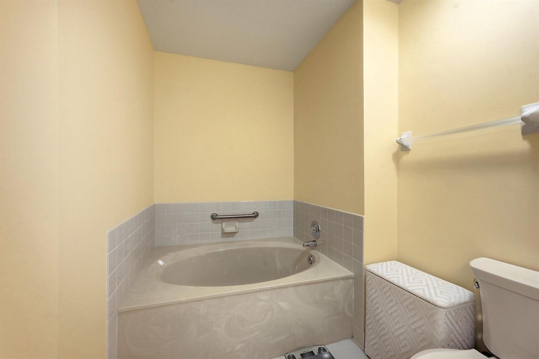 22 Primary Bath