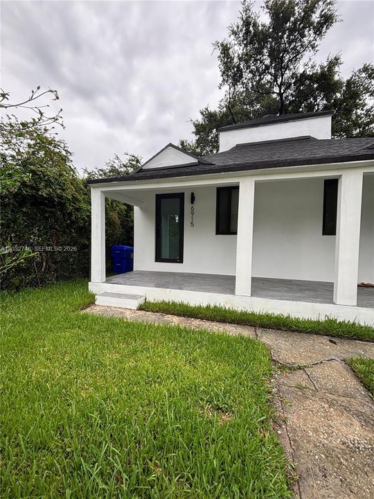 For Rent: $1,950 (4 beds, 3 baths, 1541 Square Feet)