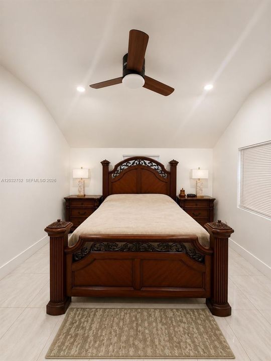 For Sale: $699,000 (5 beds, 4 baths, 1578 Square Feet)